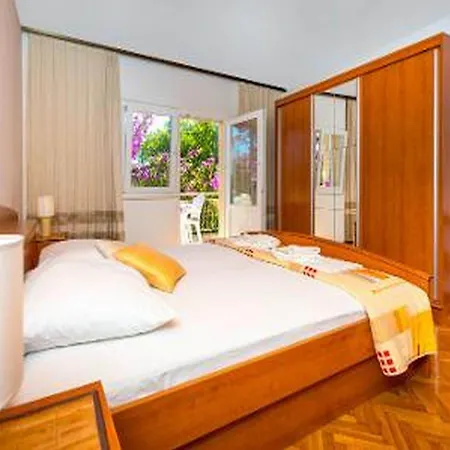 Casa de Férias Lido - Three Bedroom House With Terrace *